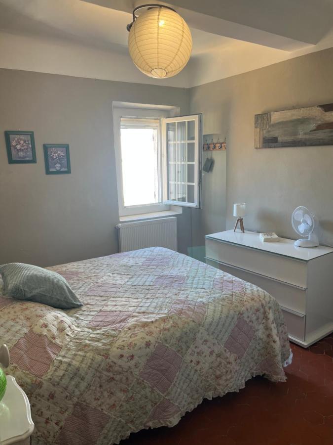 Appartement Chaleureux En Provence Saint-Maximin Exterior foto